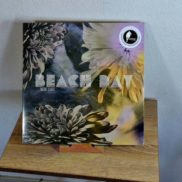 New Sealed Vinyl – Beach Day "Native Echoes" LP (2014, Kanine Records) - Picture 1 of 2